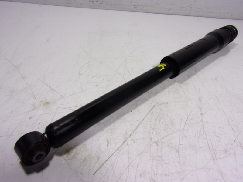 Recambio de amortiguador trasero izquierdo para toyota yaris 1.5 vvti hev referencia OEM IAM 48530K0090 48530K0090 