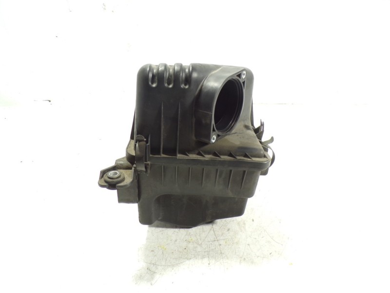 Recambio de filtro aire para kia cee´d sporty wagon 1.6 crdi cat referencia OEM IAM 281101H250  