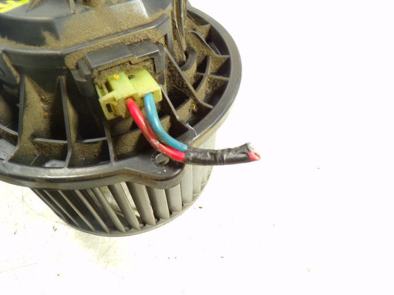 Recambio de motor calefaccion para hyundai ix20 1.4 crdi cat referencia OEM IAM 971131P000 F00S3B2407 F00S3B2407