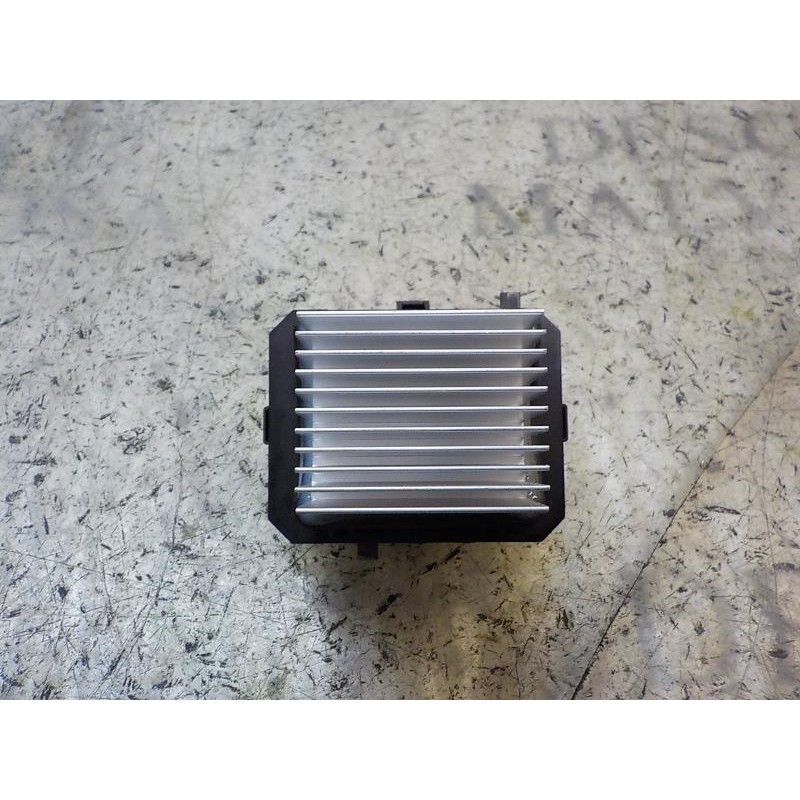 Recambio de resistencia calefaccion para renault clio iv 0.9 referencia OEM IAM 7701209850 245R1614C7IF 