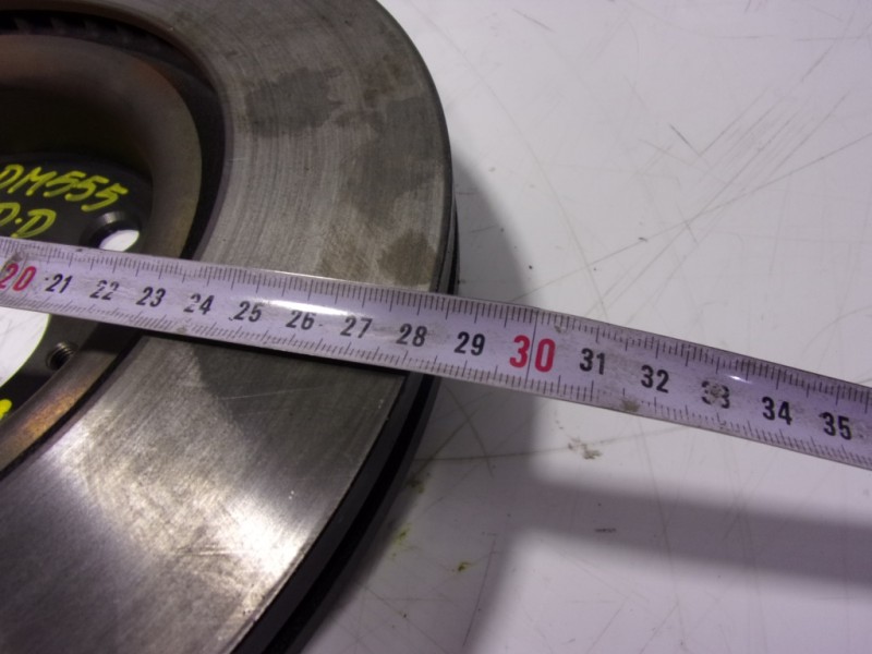 Recambio de disco freno delantero para toyota yaris 1.5 vvti hev referencia OEM IAM 43512K0010  