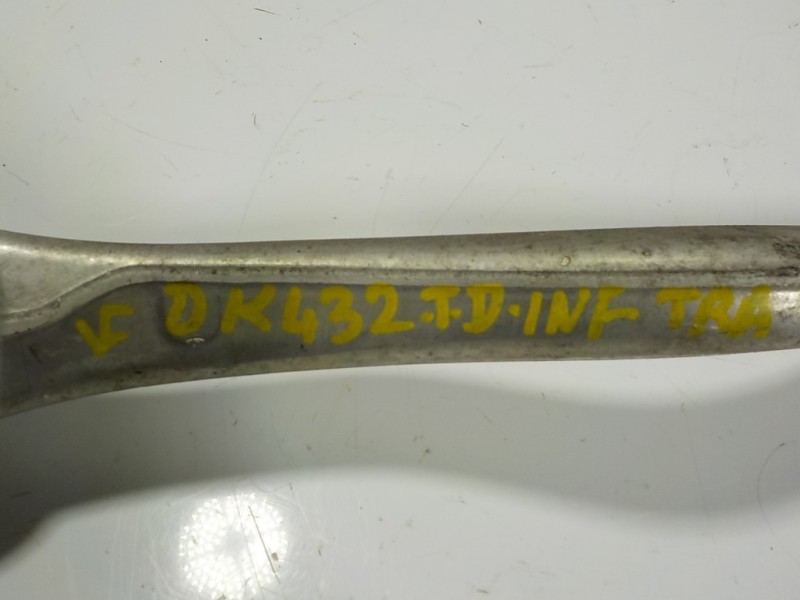 Recambio de brazo suspension inferior trasero derecho para lexus is 300h referencia OEM IAM 4870530120  