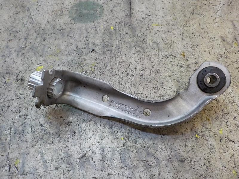 Recambio de tirante delantero derecho para renault clio iv 0.9 referencia OEM IAM 543170605R  