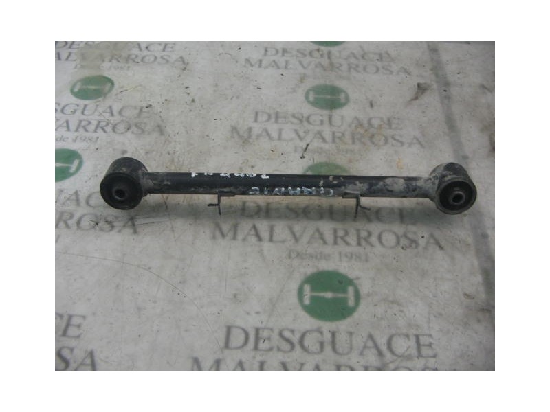Recambio de tirante trasero izquierdo para kia carnival ii 2.9 cdri ex referencia OEM IAM   