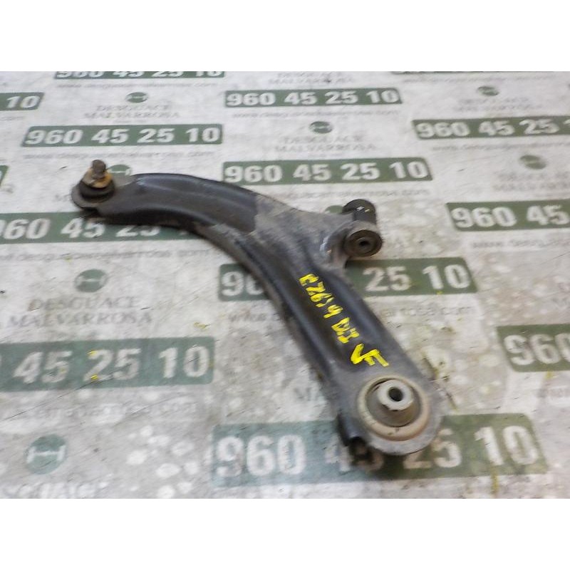 Recambio de brazo suspension inferior delantero izquierdo para renault clio iii 1.2 16v referencia OEM IAM   