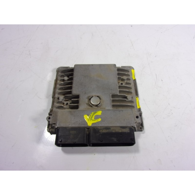 Recambio de centralita motor uce para skoda yeti 1.2 tsi referencia OEM IAM 03F906070JH 03F906070JH 5WP44898