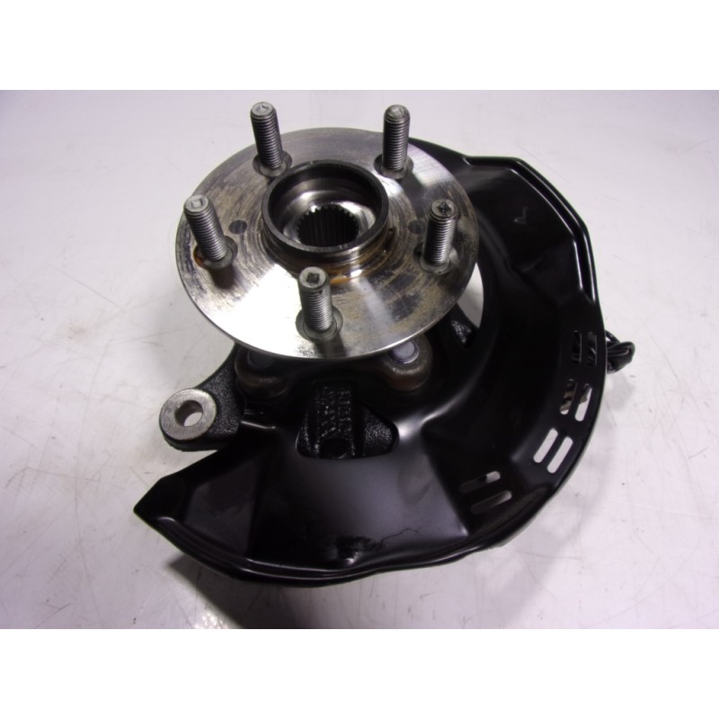 Recambio de mangueta delantera izquierda para toyota yaris 1.5 vvti hev referencia OEM IAM 43212K0010  