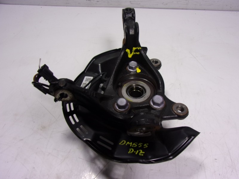 Recambio de mangueta delantera izquierda para toyota yaris 1.5 vvti hev referencia OEM IAM 43212K0010  