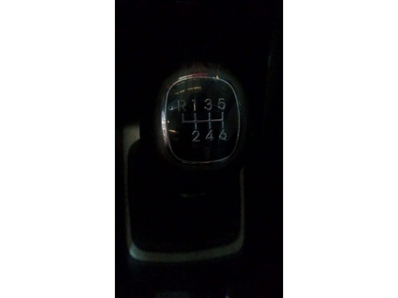 Recambio de palanca cambio para kia cee´d sporty wagon 1.6 crdi cat referencia OEM IAM 437001H060  