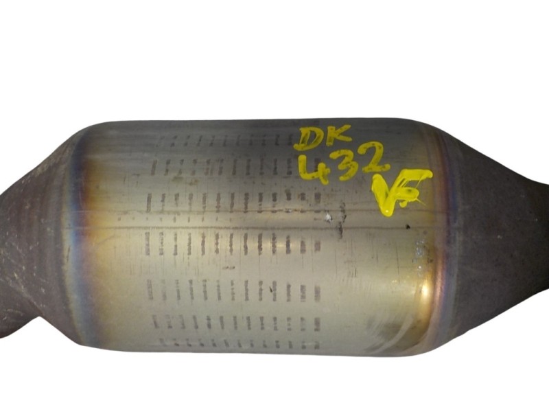 Recambio de catalizador para lexus is 300h referencia OEM IAM 1741036370 53603 