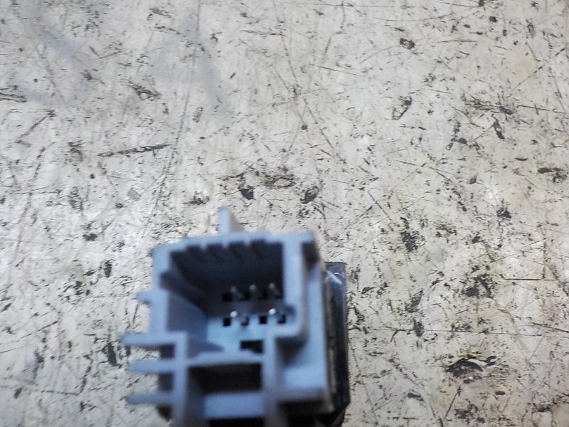 Recambio de modulo electronico para renault clio iv 0.9 referencia OEM IAM 252103678R 251103678R 