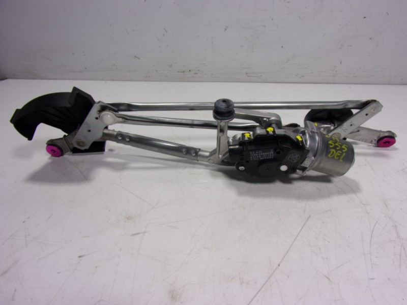 Recambio de motor limpia delantero para toyota yaris 1.5 vvti hev referencia OEM IAM 85110K0120 85110K0120 