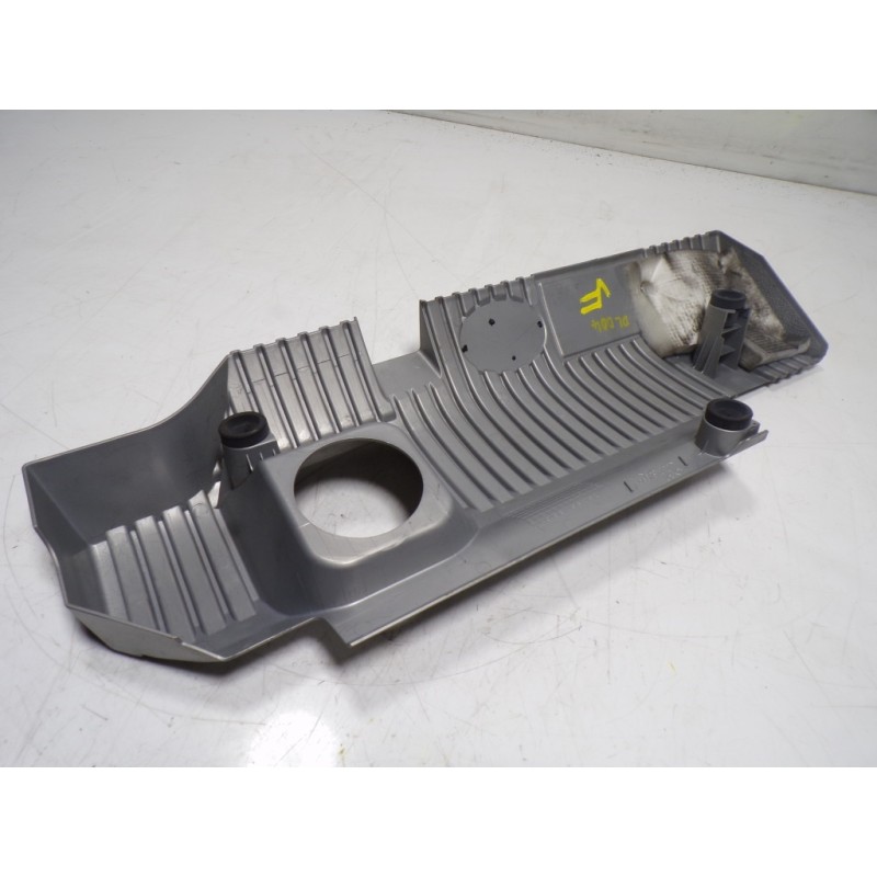 Recambio de tapa motor para toyota auris touring sports (e18) hybrid active referencia OEM IAM 1121237090 1121237090 