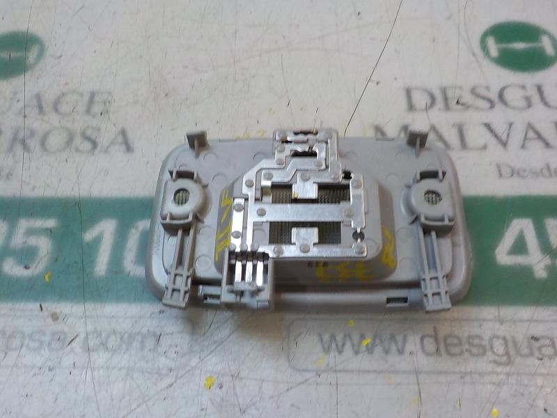 Recambio de piloto interior para hyundai i30cw classic referencia OEM IAM 928701P000TX  