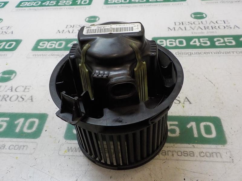 Recambio de motor calefaccion para peugeot 207 1.4 referencia OEM IAM   