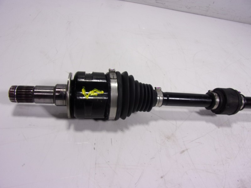 Recambio de transmision derecha para toyota yaris 1.5 vvti hev referencia OEM IAM 43410K0060 43410K0060 