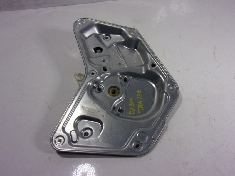 Recambio de elevalunas trasero izquierdo para skoda yeti 1.2 tsi referencia OEM IAM 5L0839461A 5L0839401B 1021912560105