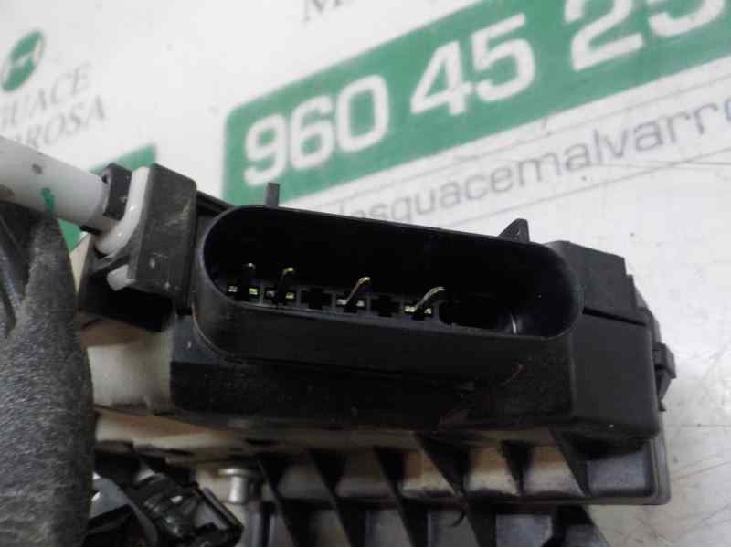 Recambio de cerradura puerta trasera derecha para ford focus lim. (cb8) trend referencia OEM IAM 2099457 BM5AA26412AC 