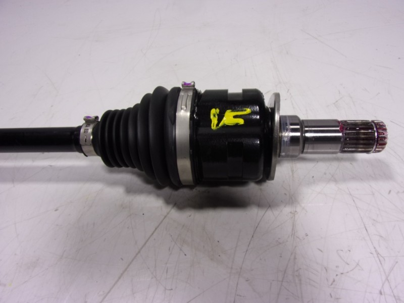 Recambio de transmision izquierda para toyota yaris 1.5 vvti hev referencia OEM IAM 43420K0050 43420K0050 