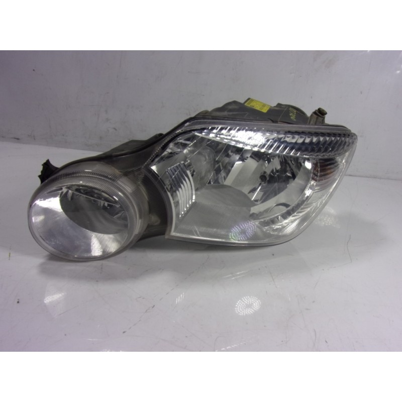 Recambio de faro izquierdo para skoda yeti 1.2 tsi referencia OEM IAM 5L1941017A 5L1941015A 030124832100