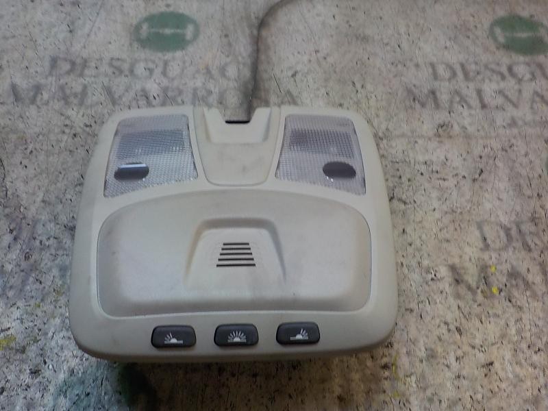 Recambio de piloto interior para volvo s60 berlina 2.4 diesel cat referencia OEM IAM 30669622  