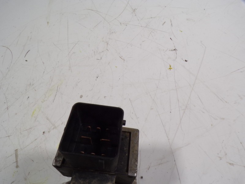 Recambio de caja precalentamiento para nissan juke (f15) 1.5 turbodiesel cat referencia OEM IAM 1106700Q0E 110678071R 