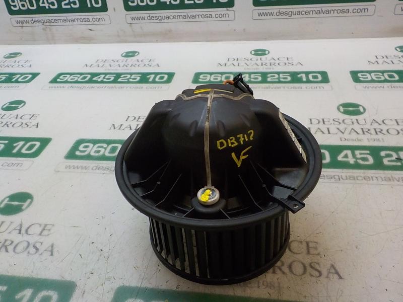 Recambio de motor calefaccion para bmw serie 1 berlina (e81/e87) 116d referencia OEM IAM 64119227671 6411693366408 CZ1163407735