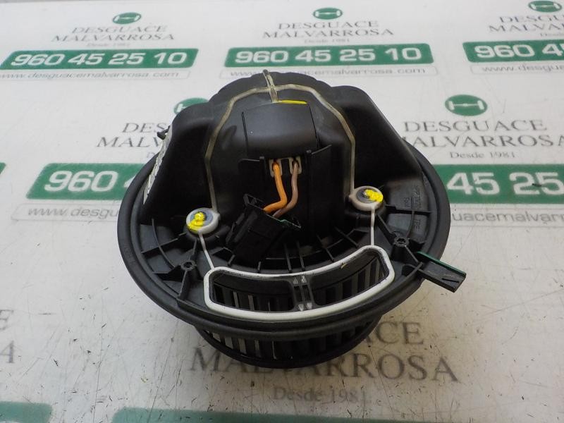 Recambio de motor calefaccion para bmw serie 1 berlina (e81/e87) 116d referencia OEM IAM 64119227671 6411693366408 CZ1163407735