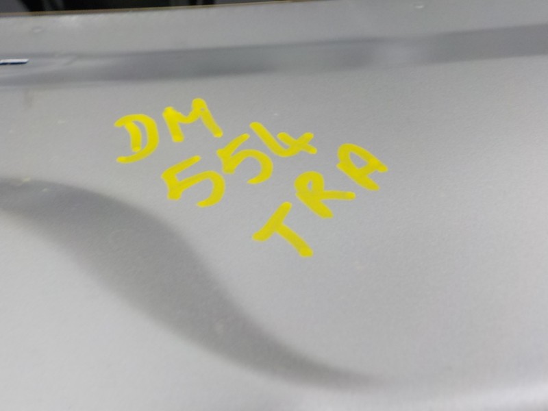 Recambio de porton trasero para toyota yaris 1.5 vvti hev referencia OEM IAM   