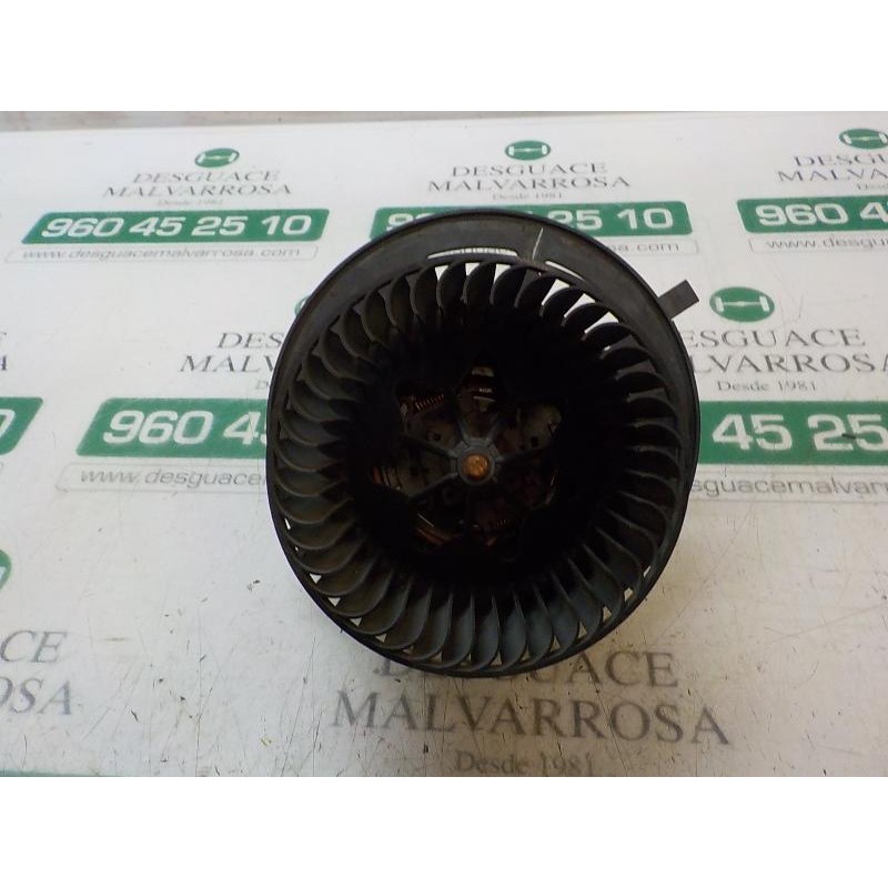 Recambio de motor calefaccion para bmw serie 1 berlina (e81/e87) 116d referencia OEM IAM 64119227671 6411693366408 CZ1163407735
