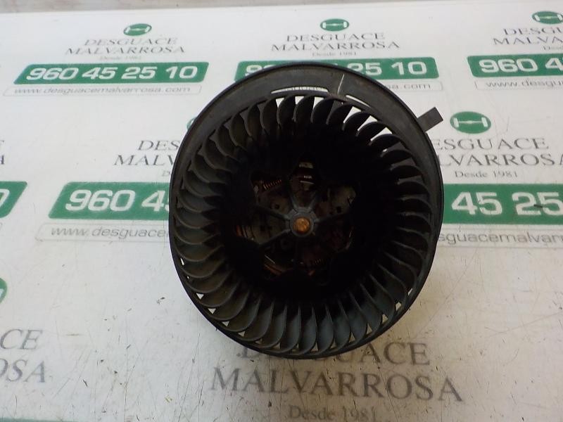 Recambio de motor calefaccion para bmw serie 1 berlina (e81/e87) 116d referencia OEM IAM 64119227671 6411693366408 CZ1163407735