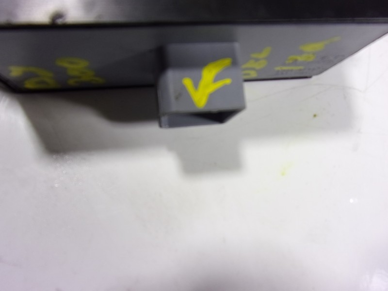 Recambio de mando elevalunas delantero izquierdo para skoda yeti 1.2 tsi referencia OEM IAM 1Z0959858BREH 1Z0959858B 