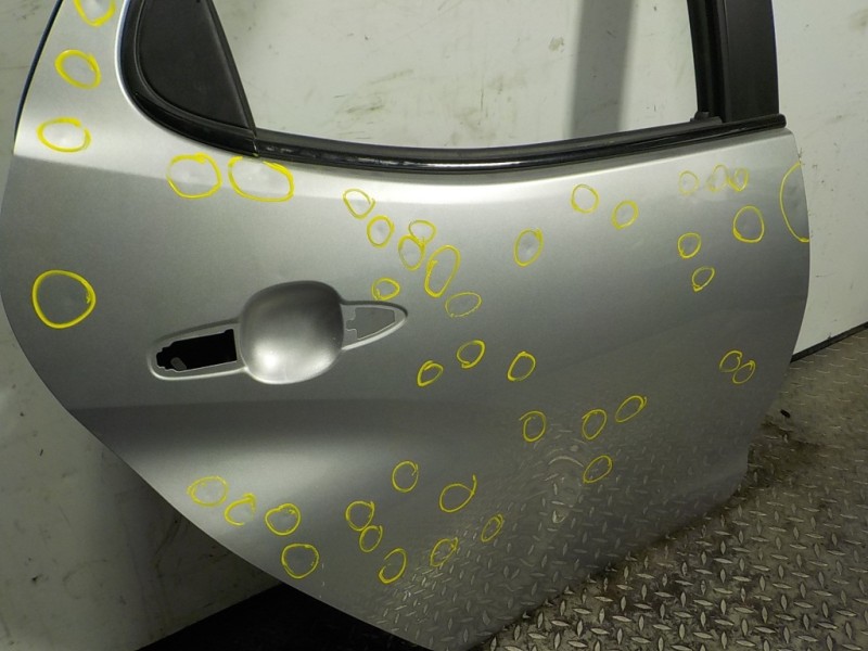 Recambio de puerta trasera derecha para toyota yaris 1.5 vvti hev referencia OEM IAM   