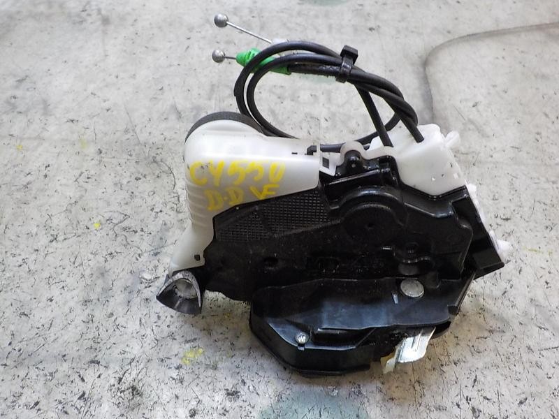 Recambio de cerradura puerta delantera derecha para toyota yaris 1.4 turbodiesel cat referencia OEM IAM 690300D140  