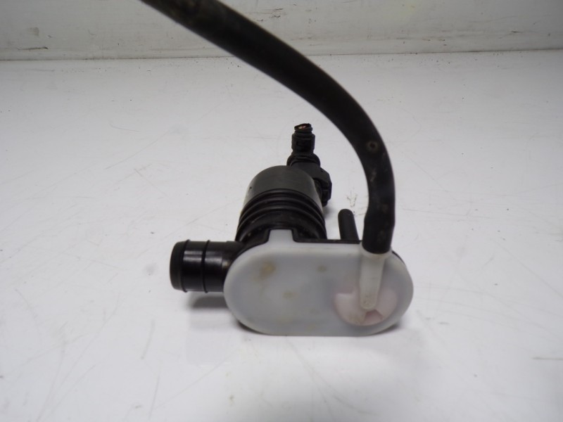 Recambio de bomba limpia para peugeot 5008 1.2 12v e-thp referencia OEM IAM 9813363380 9813363380 