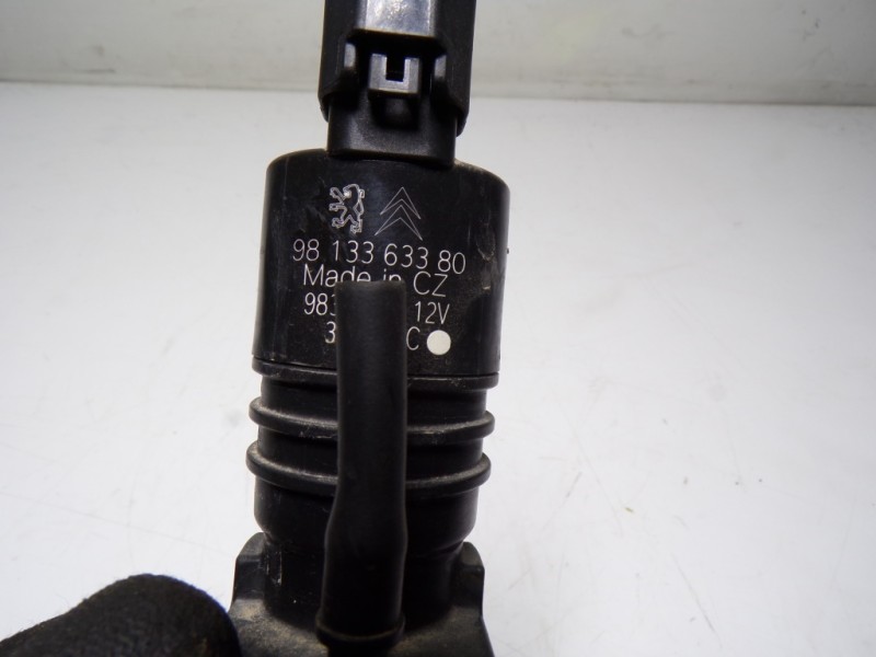 Recambio de bomba limpia para peugeot 5008 1.2 12v e-thp referencia OEM IAM 9813363380 9813363380 