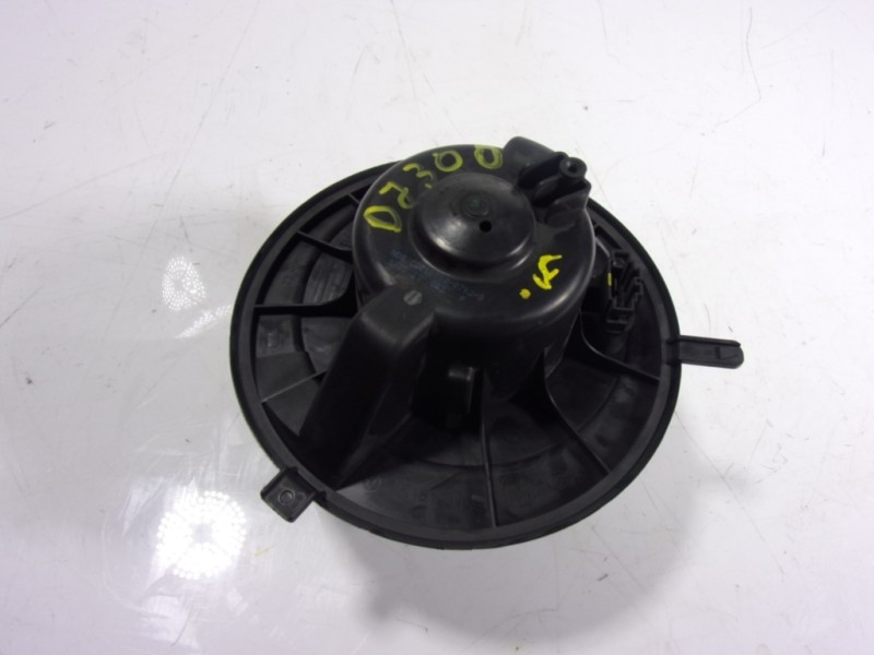 Recambio de motor calefaccion para skoda yeti 1.2 tsi referencia OEM IAM 1K1819015E  