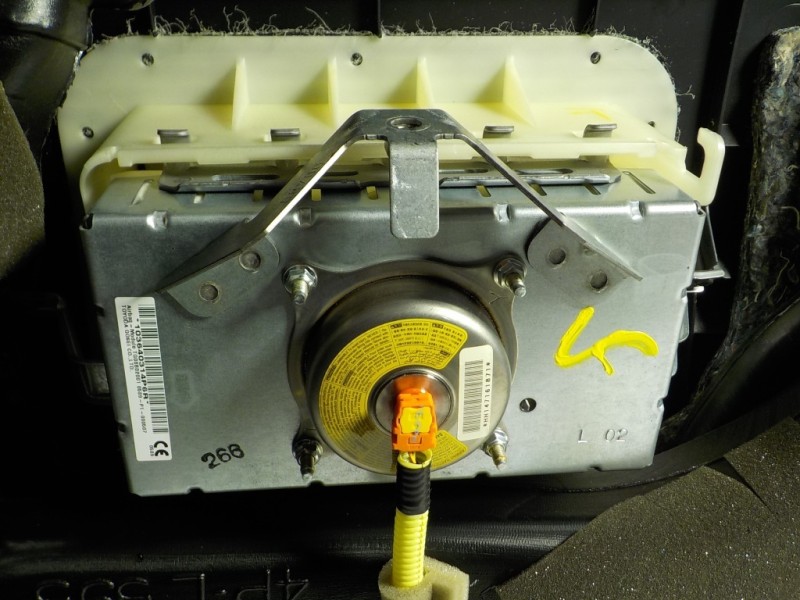 Recambio de salpicadero para toyota verso 1.6 d-4d cat referencia OEM IAM 554000F011B0 TG08B02001 TG08B02001