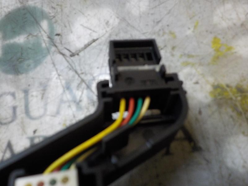 Recambio de mando intermitentes para seat leon (1p1) 1.9 tdi referencia OEM IAM   