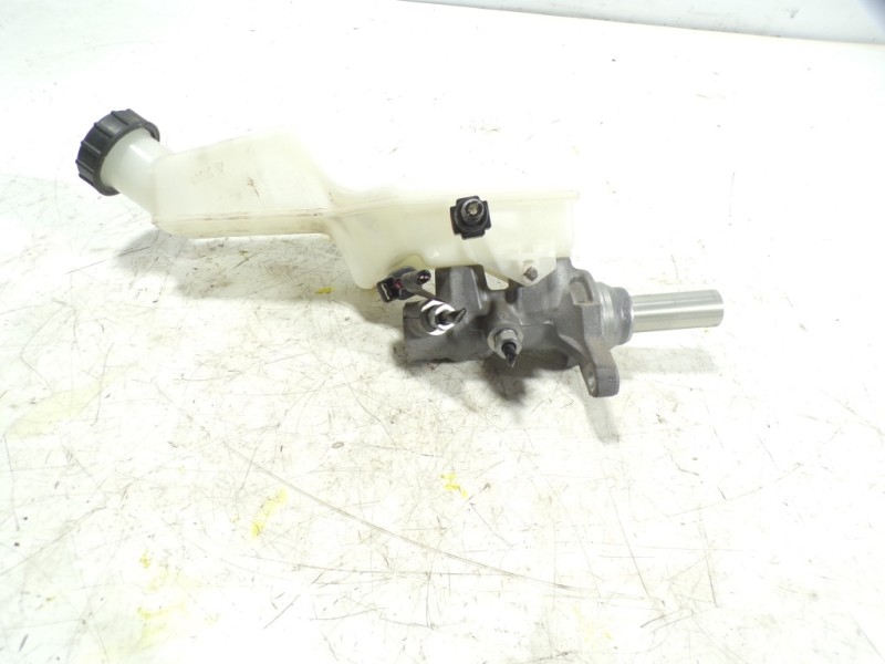 Recambio de bomba freno para ford ecosport (cr6) 1.0 ecoboost cat referencia OEM IAM 2394055  