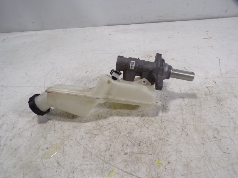 Recambio de bomba freno para ford ecosport (cr6) 1.0 ecoboost cat referencia OEM IAM 2394055  