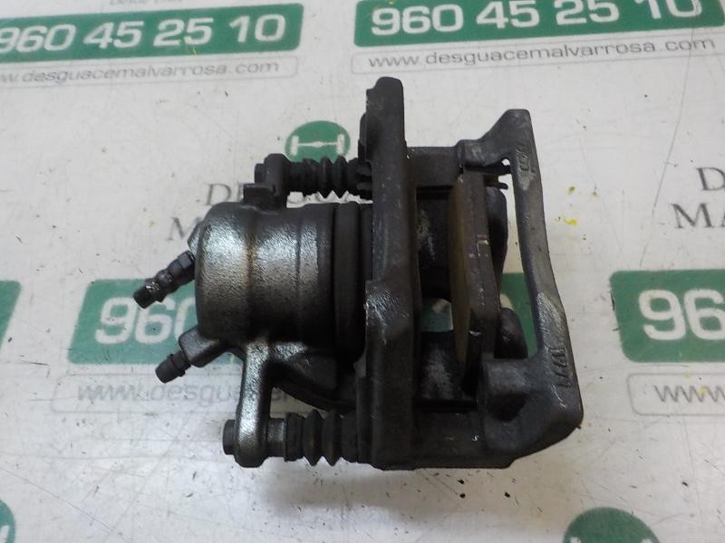 Recambio de pinza freno delantera izquierda para dacia duster basis 4x2 referencia OEM IAM 7701208332  