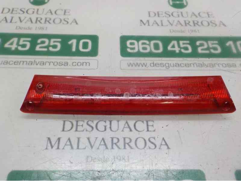 Recambio de piloto trasero central para ford focus lim. (cb8) trend referencia OEM IAM 2085739  