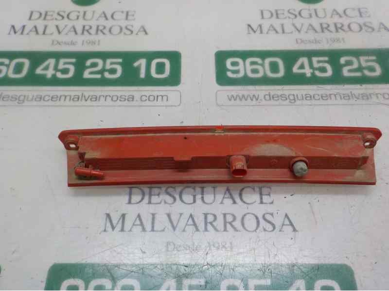 Recambio de piloto trasero central para ford focus lim. (cb8) trend referencia OEM IAM 2085739  