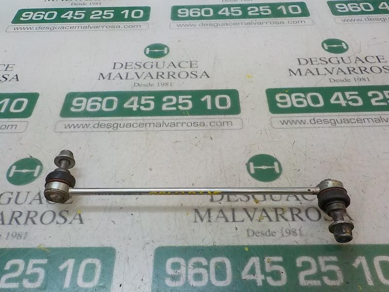 Recambio de tirante delantero izquierdo para dacia duster basis 4x2 referencia OEM IAM 551103022R  