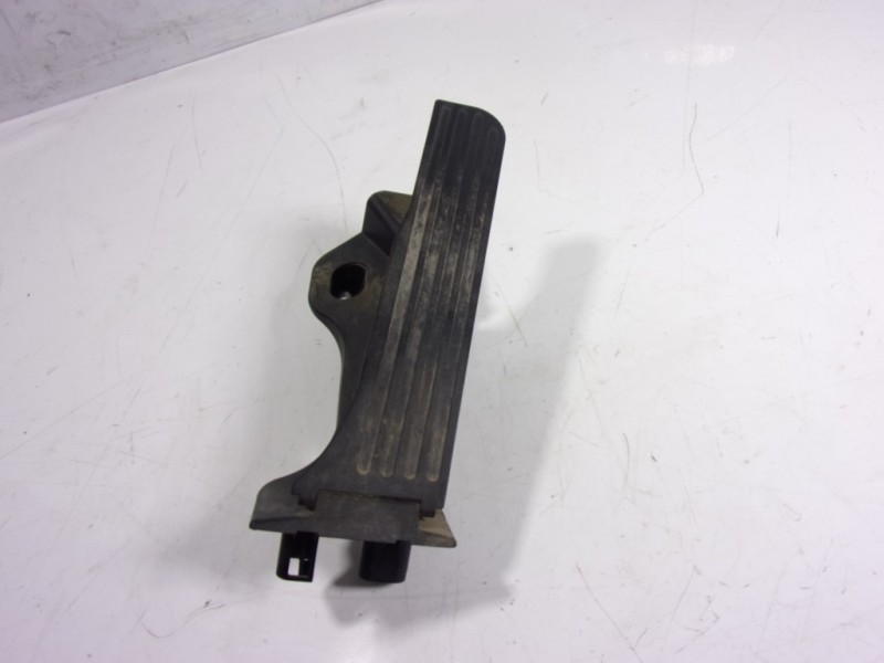 Recambio de potenciometro pedal para skoda yeti 1.2 tsi referencia OEM IAM 1K1721503BD 1K1721503BD 