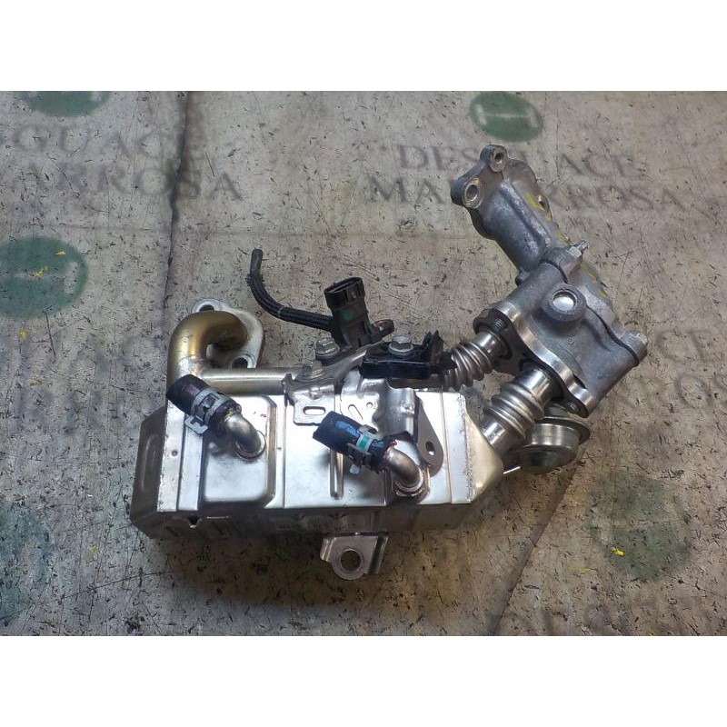 Recambio de enfriador egr para toyota yaris 1.4 turbodiesel cat referencia OEM IAM 2560133060  