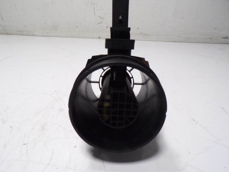 Recambio de caudalimetro para bmw serie 1 berlina (e81/e87) 116d referencia OEM IAM 13628509724 0281006146 