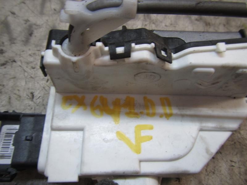 Recambio de cerradura puerta delantera derecha para citroën c-elysée seduction referencia OEM IAM 9676785780  