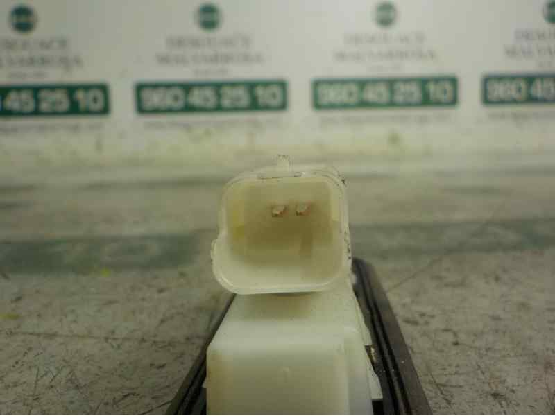 Recambio de maneta porton para peugeot 3008 1.6 hdi fap referencia OEM IAM   